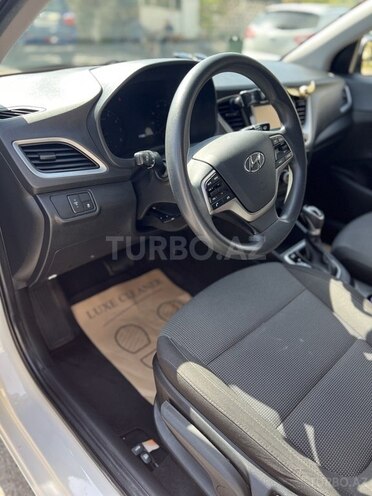 Hyundai Accent 2020, 98,000 km - 1.6 l - Bakı