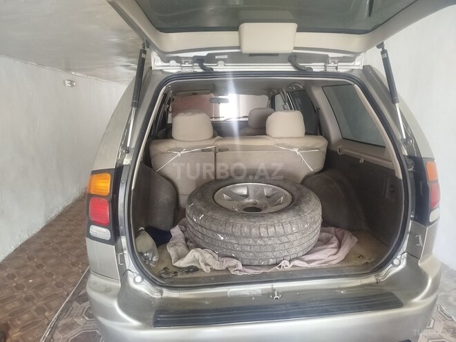 Mitsubishi  2002, 280,000 km - 3.0 л - Bakı
