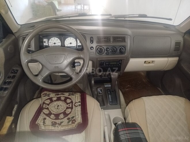 Mitsubishi  2002, 280,000 km - 3.0 л - Bakı