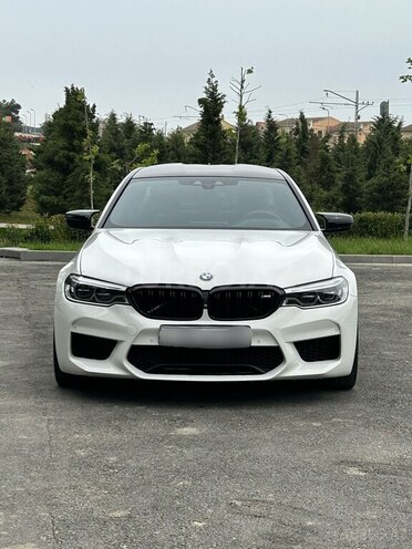 BMW M5 2018, 148,000 km - 4.4 l - Bakı