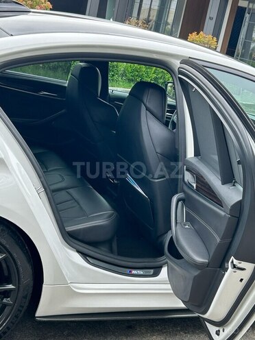 BMW M5 2018, 148,000 km - 4.4 l - Bakı