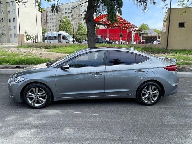 Hyundai Avante 2016, 200,000 km - 1.6 л - Gəncə