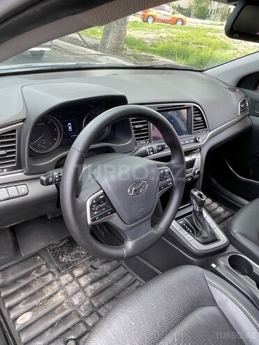 Hyundai Avante 2016, 200,000 km - 1.6 л - Gəncə
