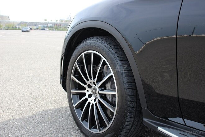 Mercedes GLC 200 4MATIC+ Coupe 2019, 42,300 km - 2.0 л - Bakı