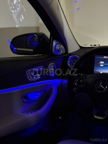 Mercedes E 300 2018, 65,000 km - 2.0 л - Bakı
