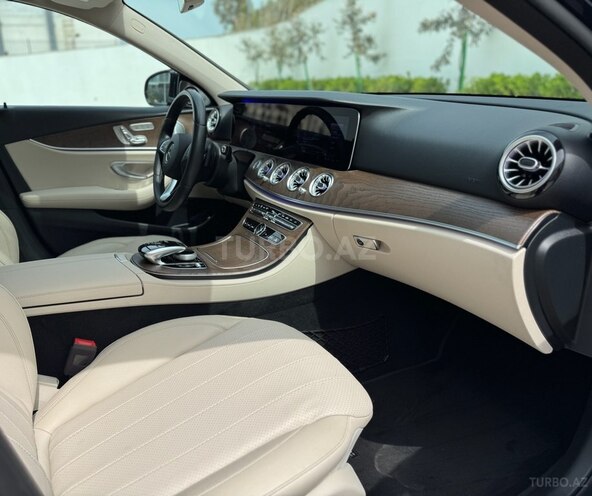 Mercedes E 300 2018, 65,000 km - 2.0 л - Bakı