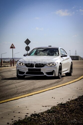 BMW M4 2015, 77,000 km - 3.0 л - Bakı