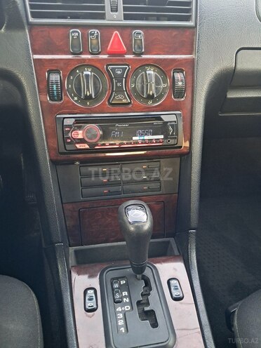 Mercedes C 180 1997, 395,000 km - 1.8 л - Bakı