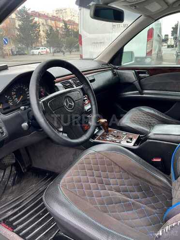 Mercedes E 220 d 1999, 382,000 km - 2.2 л - Bakı