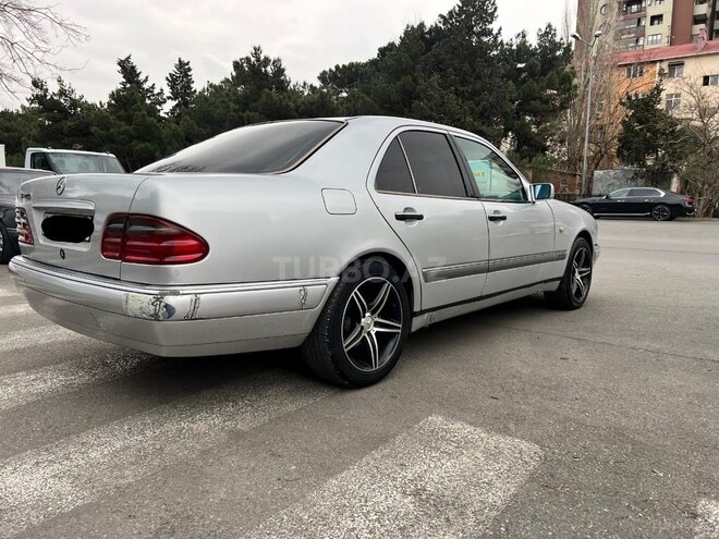 Mercedes E 220 d 1999, 382,000 km - 2.2 л - Bakı