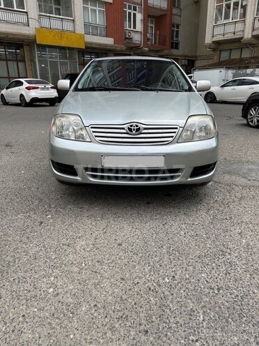 Toyota Corolla 2004, 300,000 km - 1.4 l - Bakı