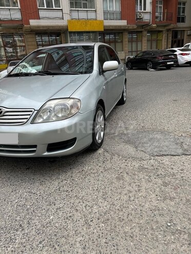Toyota Corolla 2004, 300,000 km - 1.4 l - Bakı