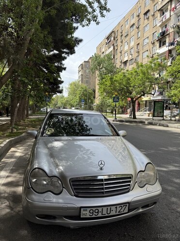Mercedes C 220 d 2002, 100,000 km - 2.2 л - Bakı