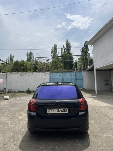 Toyota Corolla 2004, 240,000 km - 1.4 l - Bakı