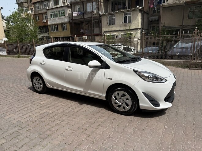 Toyota Aqua 2019, 26,550 km - 1.5 л - Bakı