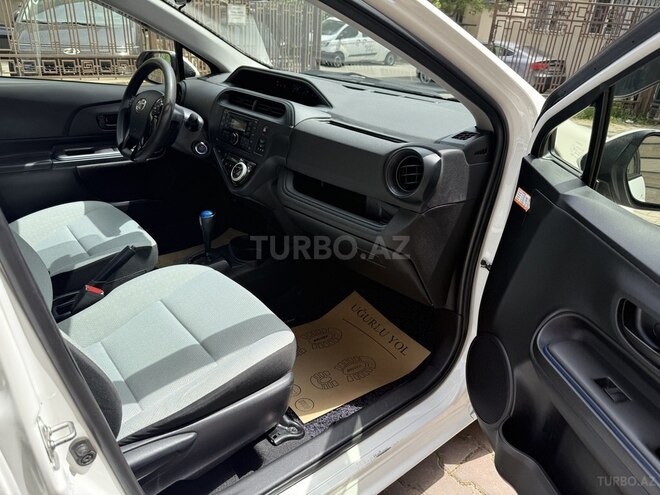 Toyota Aqua 2019, 26,550 km - 1.5 л - Bakı