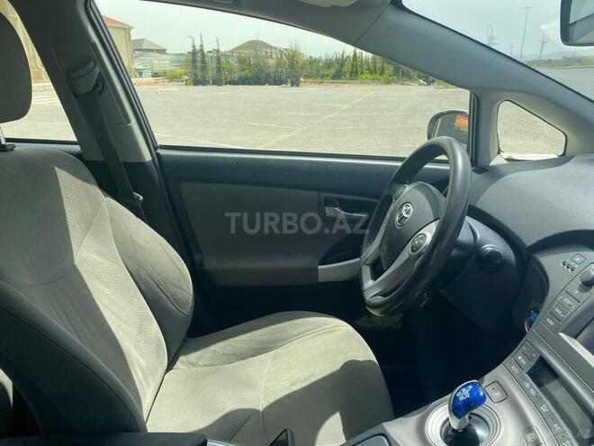 Toyota Prius 2015, 299,982 km - 1.8 l - Bakı