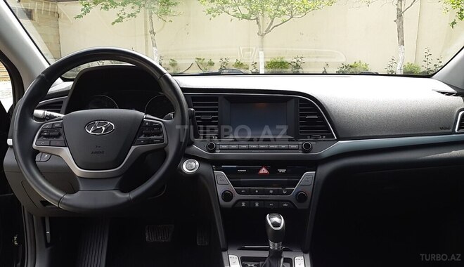 Hyundai Elantra 2017, 53,100 km - 2.0 l - Bakı