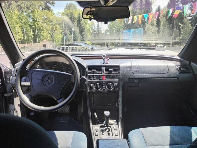 Mercedes C 220 1995, 123,450 km - 2.2 l - Mingəçevir