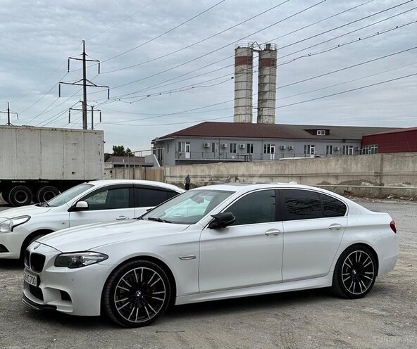 BMW 520 2015, 172,000 km - 2.0 l - Bakı