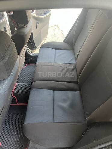 Toyota Corolla 2004, 240,000 km - 1.4 l - Bakı