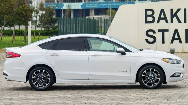 Ford Fusion (North America) 2017, 144,000 km - 2.0 l - Bakı
