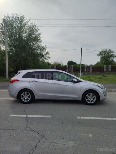 Hyundai i30 2015, 295,423 km - 1.4 л - Qəbələ