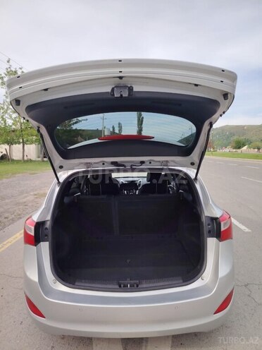 Hyundai i30 2015, 295,423 km - 1.4 л - Qəbələ