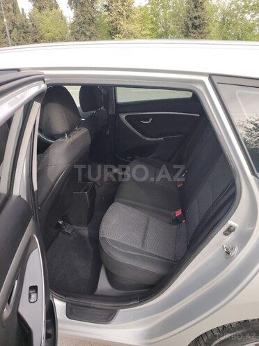 Hyundai i30 2015, 295,423 km - 1.4 л - Qəbələ