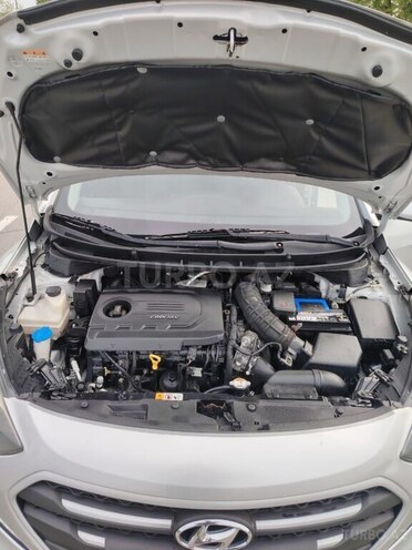 Hyundai i30 2015, 295,423 km - 1.4 л - Qəbələ