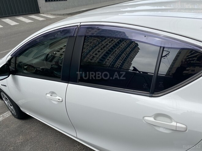 Toyota Aqua 2019, 110,000 km - 1.5 л - Bakı