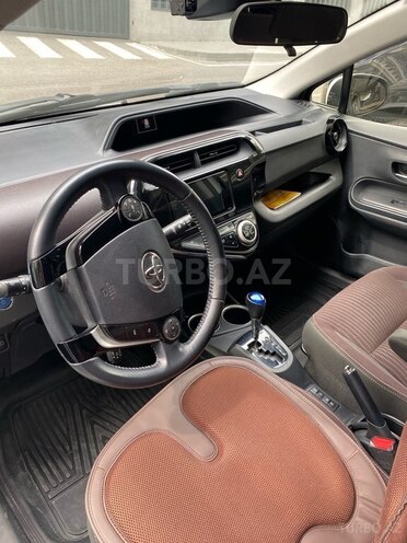 Toyota Aqua 2019, 110,000 km - 1.5 л - Bakı