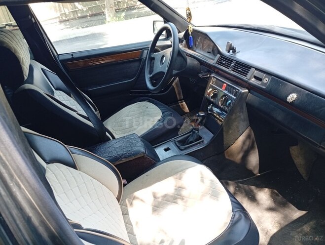 Mercedes C 230 1992, 318,840 km - 2.3 l - Gəncə