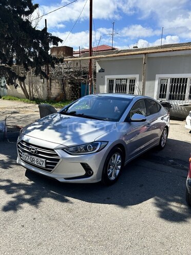 Hyundai Elantra 2016, 120,000 km - 1.6 л - Bakı