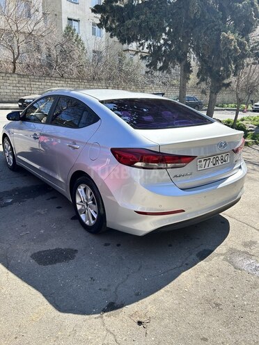 Hyundai Elantra 2016, 120,000 km - 1.6 л - Bakı