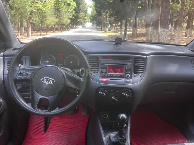 Kia Rio 2010, 322,000 km - 1.4 л - Sumqayıt