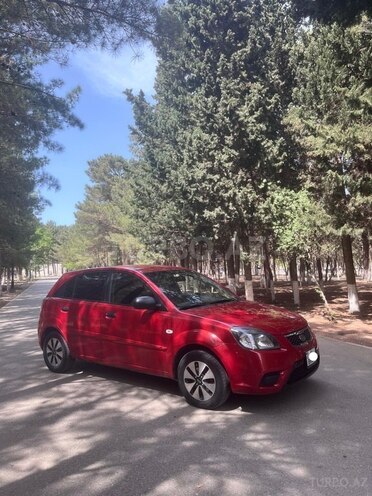 Kia Rio 2010, 322,000 km - 1.4 л - Sumqayıt