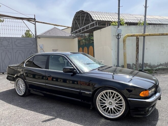 BMW 735 2001, 425,000 km - 3.5 l - Bakı