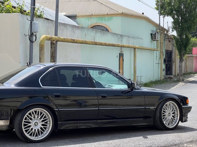 BMW 735 2001, 425,000 km - 3.5 l - Bakı