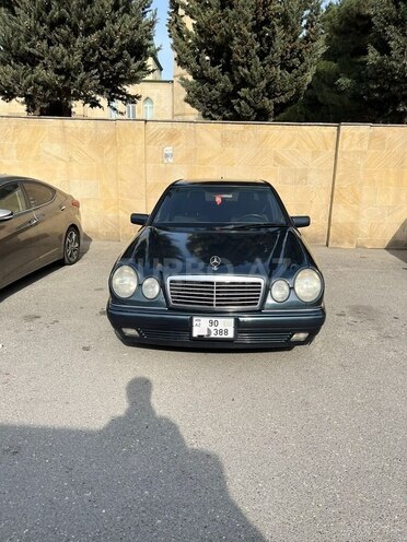 Mercedes E 240 1998, 348,000 km - 2.4 l - Bakı