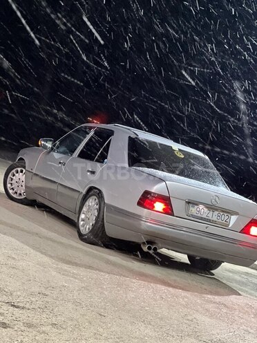 Mercedes E 300 d 1993, 310,000 km - 3.0 l - Bakı