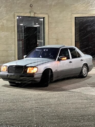 Mercedes E 300 d 1993, 310,000 km - 3.0 l - Bakı