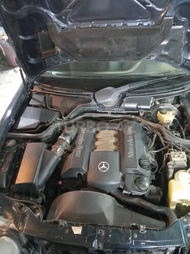 Mercedes E 240 1998, 348,000 km - 2.4 l - Bakı