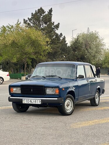 LADA (VAZ) 2107 2004, 87,000 km - 1.6 l - Lerik