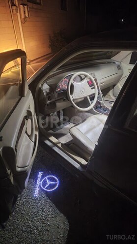 Mercedes C 230 1998, 324,000 km - 2.3 l - Bakı