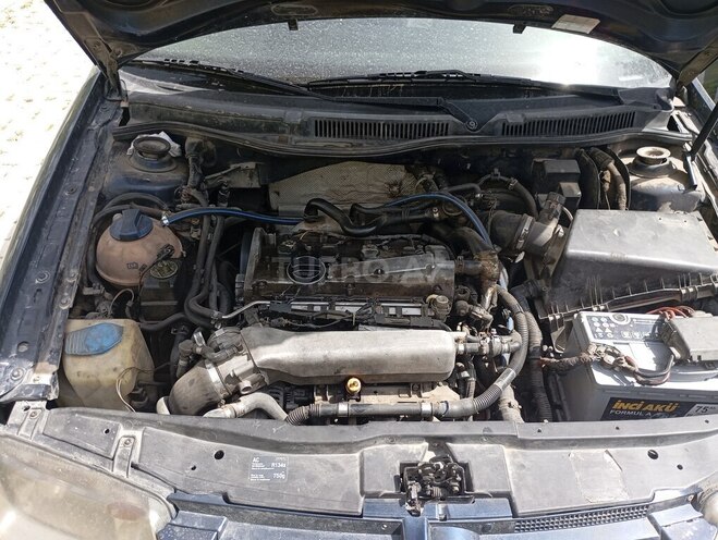 Volkswagen Jetta 2004, 436,132 km - 1.8 l - Bakı