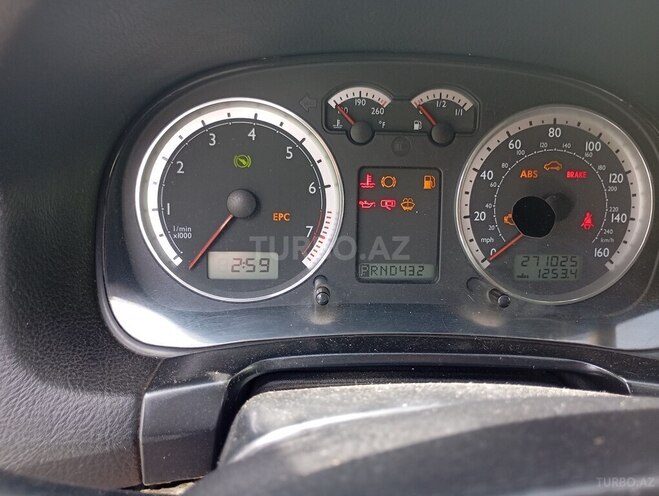 Volkswagen Jetta 2004, 436,132 km - 1.8 l - Bakı