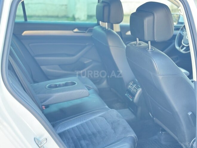 Volkswagen Passat 2018, 210,000 km - 1.4 l - Bakı