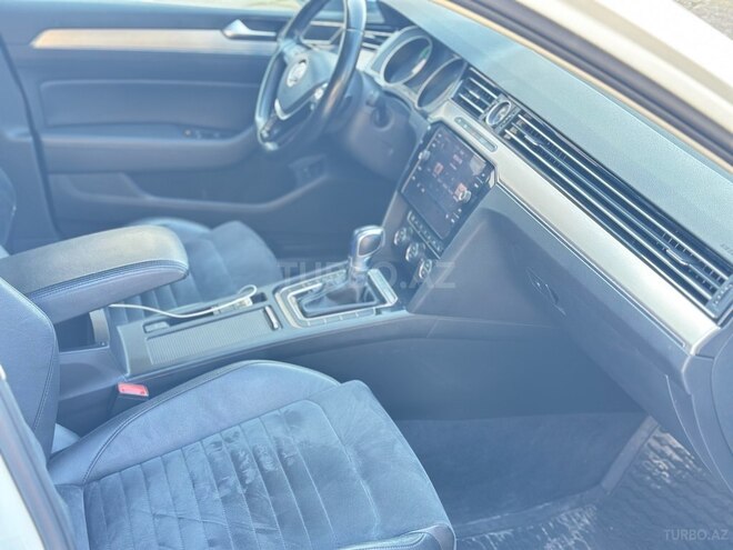 Volkswagen Passat 2018, 210,000 km - 1.4 l - Bakı
