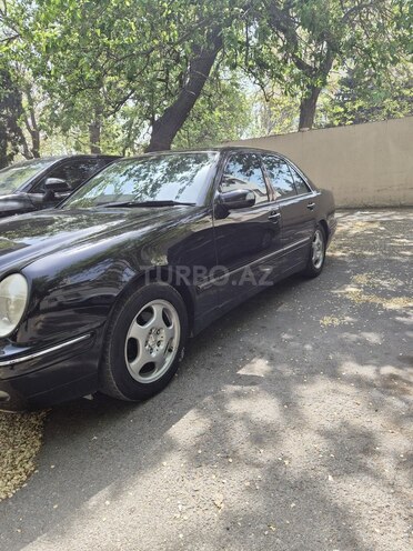 Mercedes E 240 2000, 303,000 km - 2.4 l - Bakı